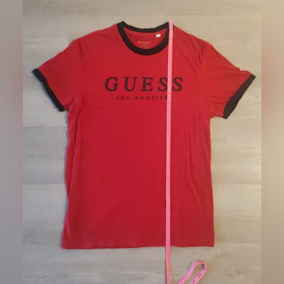 Guess Red and Black Men's Short Sleeve Tee - Picture 4 of 7